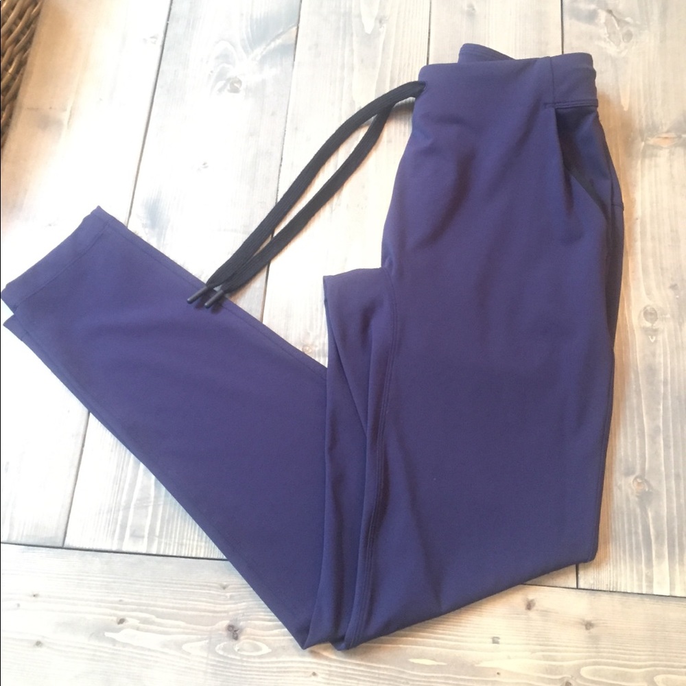 New Lululemon Navy joggers